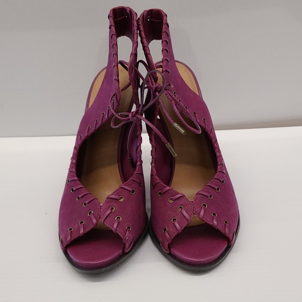 Nine West Purple Platform  Heel